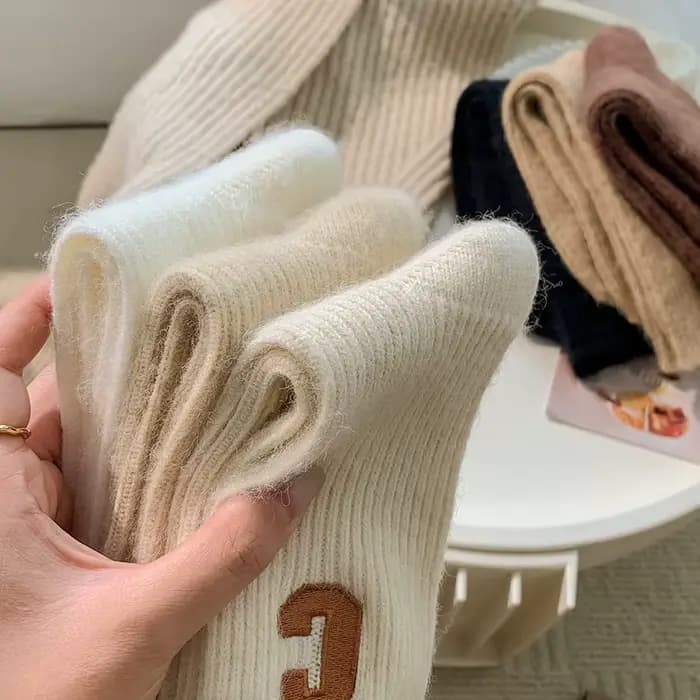 Chaussettes de luxe en laine pour femmes