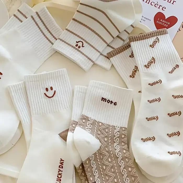 Chaussettes mi-tube à col rond pour femmes
