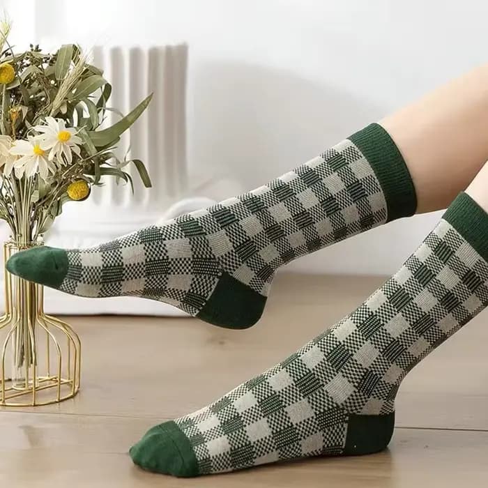 Chaussettes pour femmes, chaussettes printemps-automne pour filles, calcetas calze firmate, accessoires harajuku, chaussettes de luxe pour femmes, chaussettes d'automne