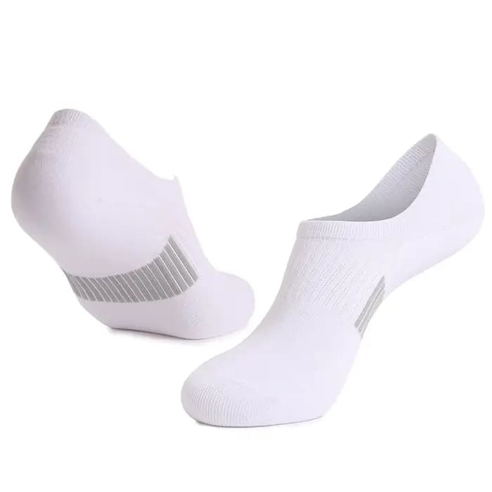 Chaussettes blanches invisibles pour femmes
