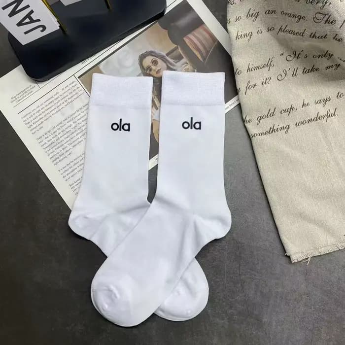 [2 paires] Nouvelles chaussettes classiques 2026 – Chaussettes mi-mollet en pur coton antibactérien de luxe de haute qualité