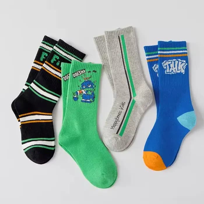 4 paires de chaussettes longues pour enfants