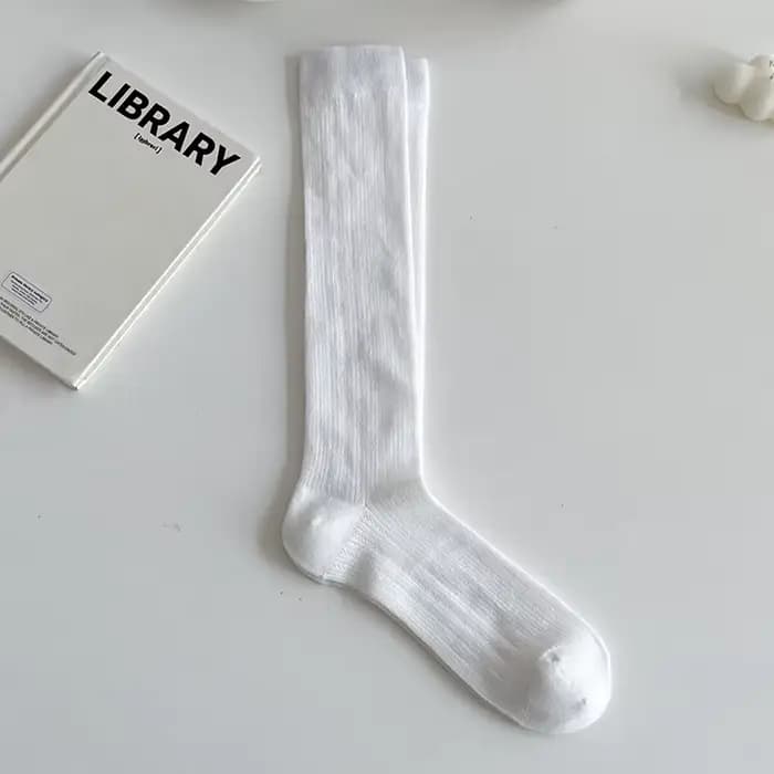 Chaussettes mi-mollet pour femmes