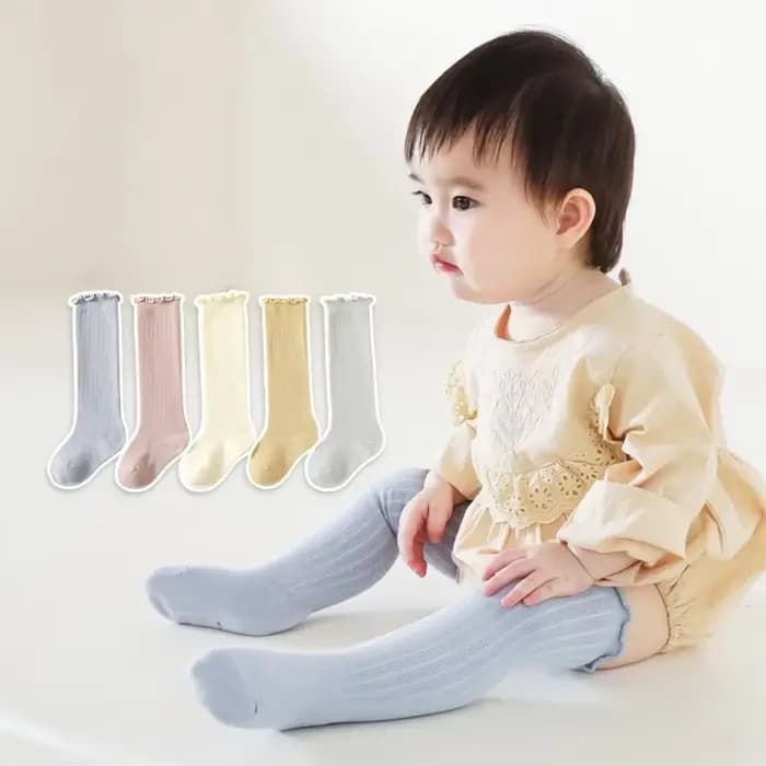 Chaussettes hautes à volants pour enfants