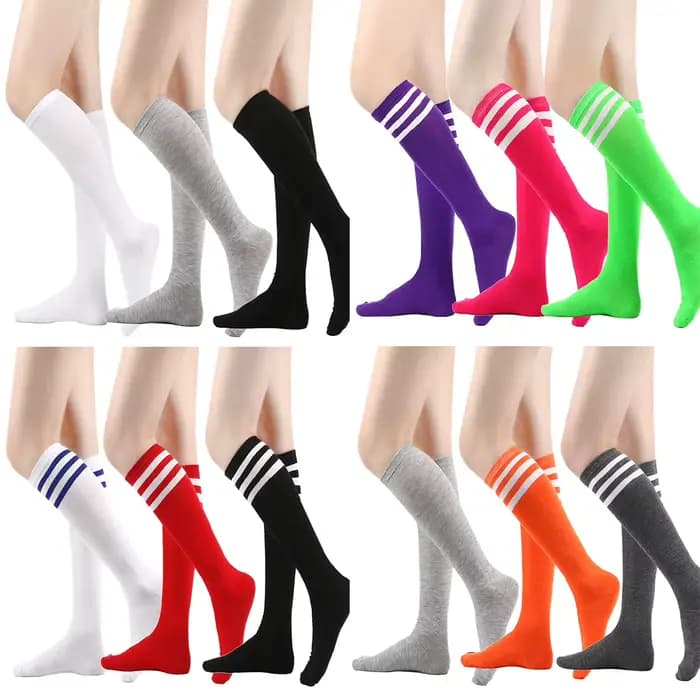 Chaussettes longues à rayures noires et blanches pour femmes