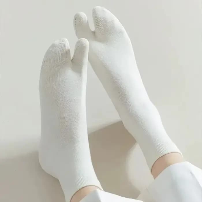 Chaussettes à doigts séparés style japonais tendance pour hommes et femmes