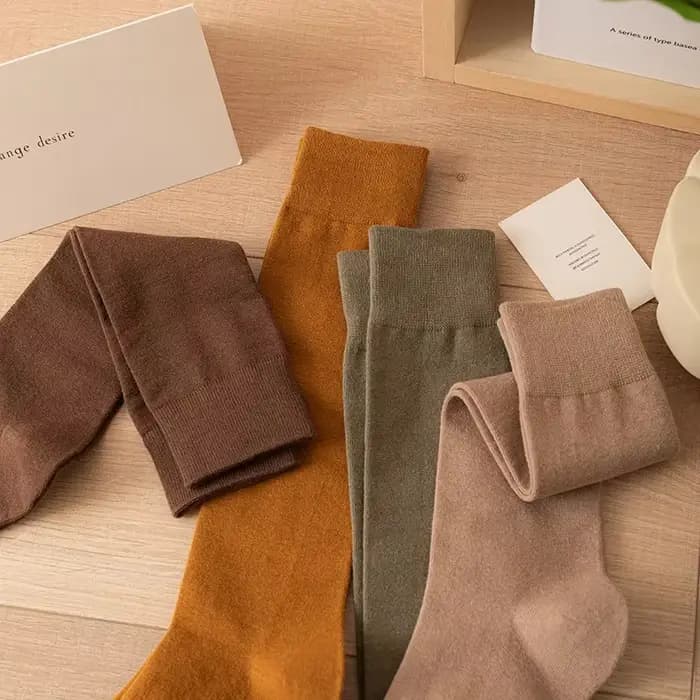 Chaussettes hautes en coton pour femmes