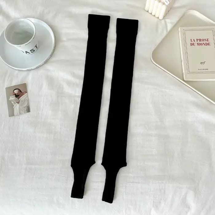 Chaussettes hautes épaisses et simples