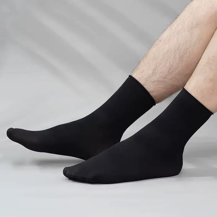 Chaussettes longues et fines pour hommes