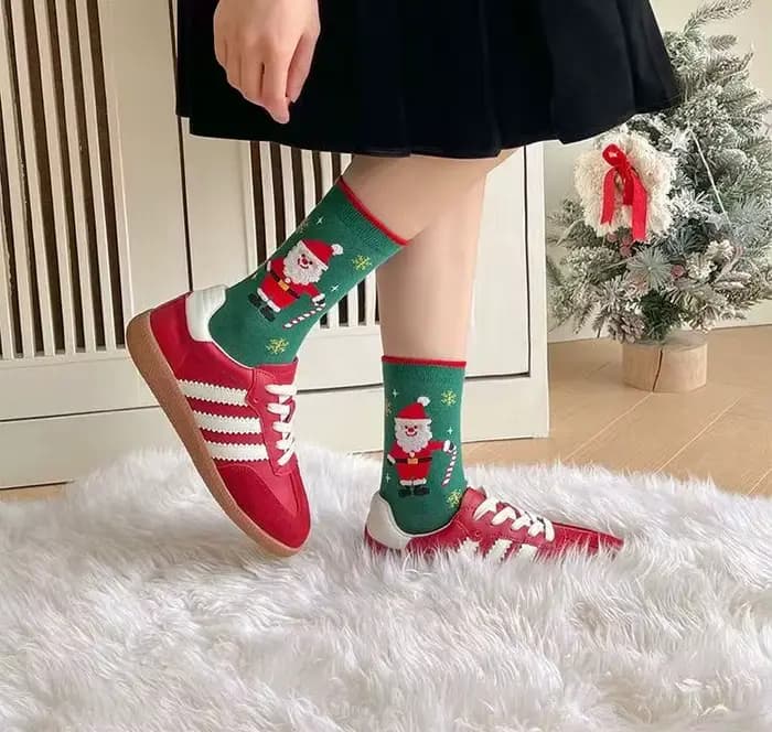 Chaussettes de dessin animé créatives de noël et d'automne