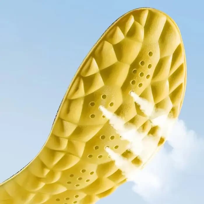 Semelles intérieures sportives 4D Cloud Technology PU pour chaussures, souples, respirantes, amortissantes, pour la course à pied et les soins orthopédiques.