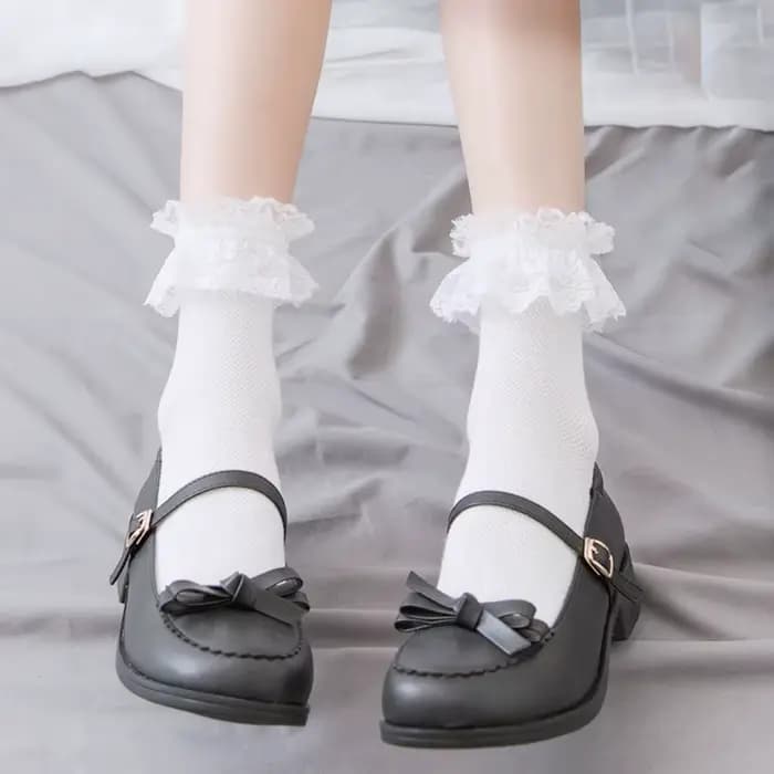 Chaussettes en dentelle pour femmes