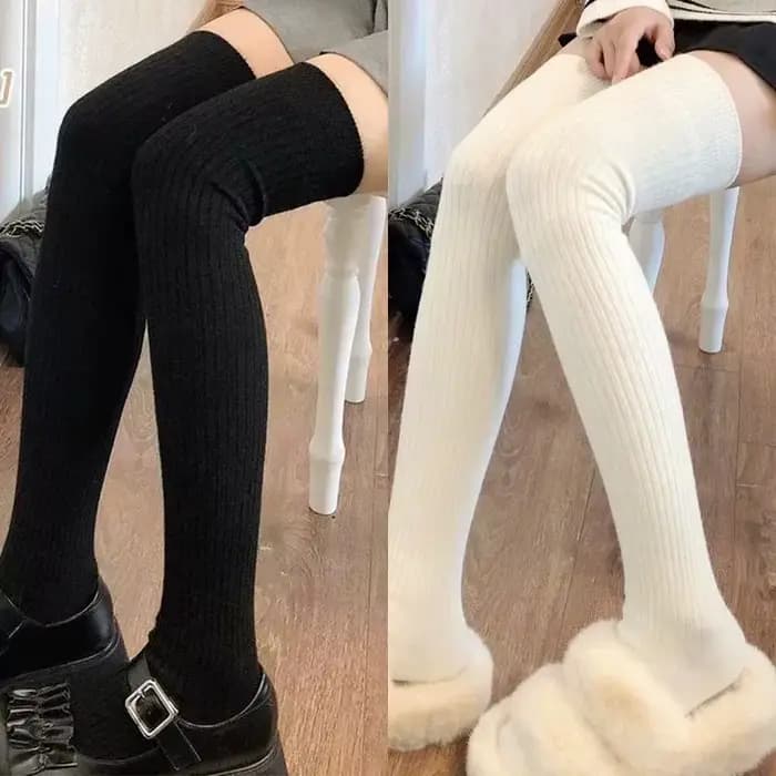 Chaussettes en cachemire tricotées pour femme