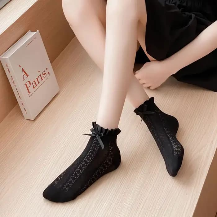 Chaussettes en dentelle à volants pour femmes