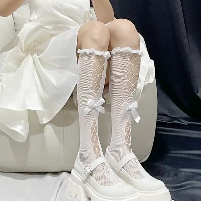 Chaussettes longues blanches pour femmes