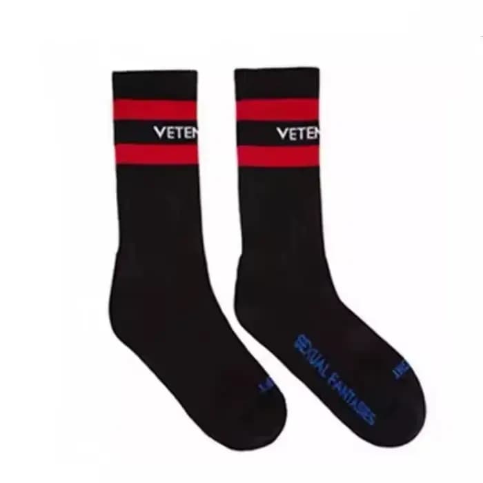 Nouvelle mode chaussettes lettres deux barres tricot hommes femmes Couple chaussettes noir blanc spo