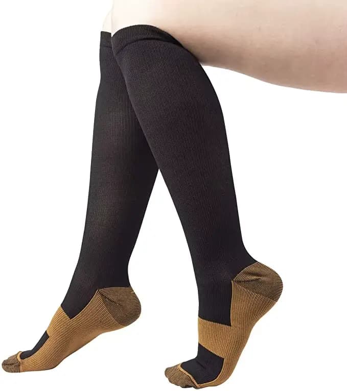 Chaussettes de Compression noires pour hommes et femmes, pour le Football, Anti-Fatigue, soulagement