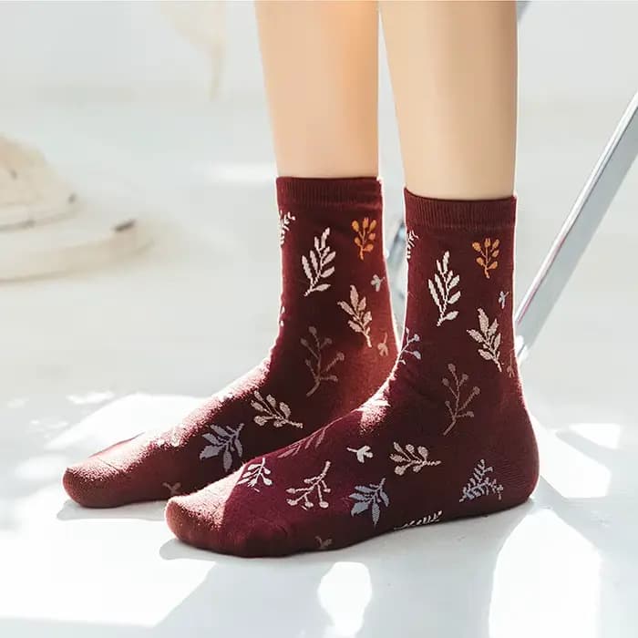 Femme chaussettes Style japonais imprimer filles doux longues chaussettes mode coréenne coton doux Harajuku rétro Vintage Streetwear équipage chaussettes
