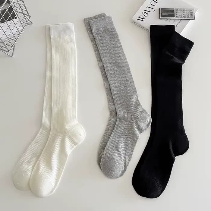Chaussettes hautes côtelées verticales pour femmes, en coton doux et extensible, couleur unie, longues, pour le quotidien, le ballet, l'école, assorties aux tenues féminines