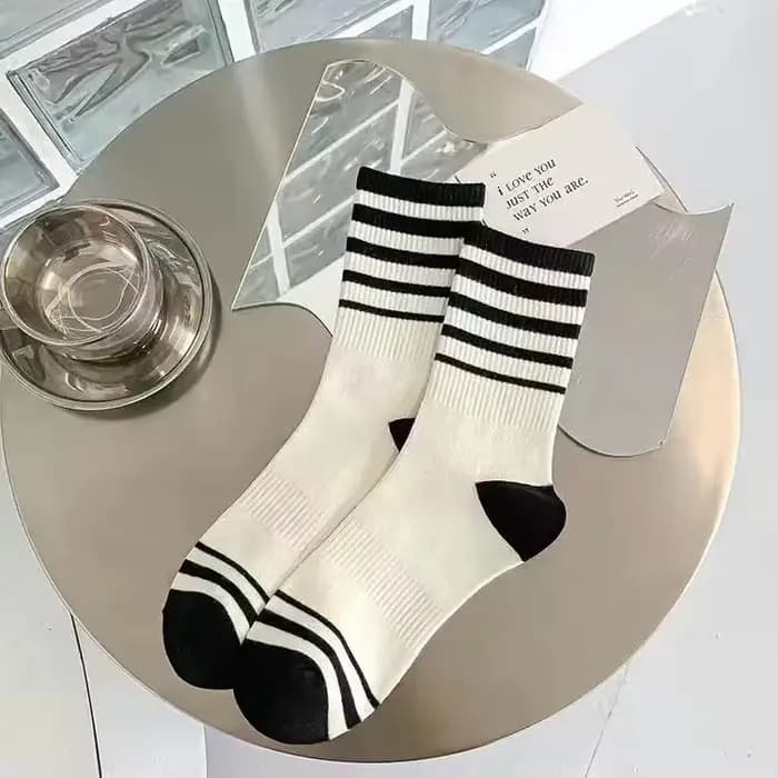Socks Women Autumn Spring Winter Korea Style Harajuku Street Sport Cotton Stripes Casual Skateboard Mid-tube Sock for Girls Gift