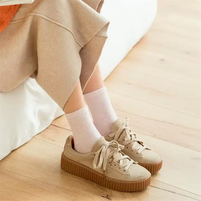 Chaussettes solides en coton pour femmes