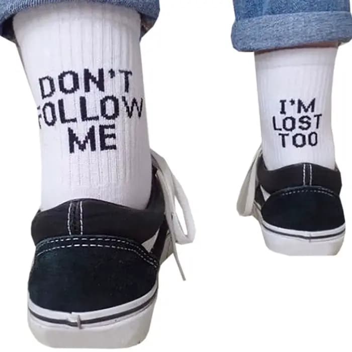 Femmes hommes chaussettes drôles Harajuku Humor mot imprimé
