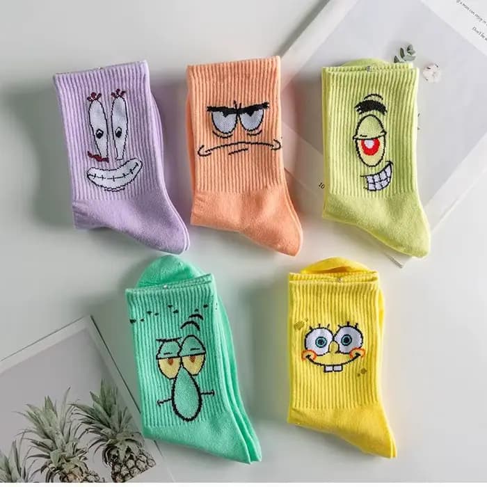 Chaussettes longues mignonnes de Bob l'éponge et Patrick Star pour hommes et femmes, chaussettes en coton, chaussettes de cheville à motif de dessin animé, chaussettes amusantes imprimées de dessins a