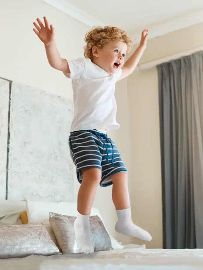 Chaussettes pour tout-petits avec poignées pour garçons et filles, 15 paires de chaussettes antidérapantes et collantes pour bébés de 1 à 10 ans