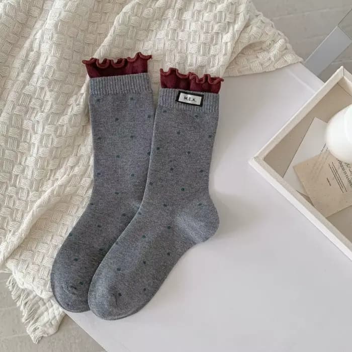 Chaussettes mi-hautes pour femmes