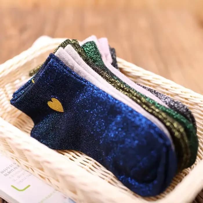 Chaussettes scintillantes brodées en forme de cœur pour femmes