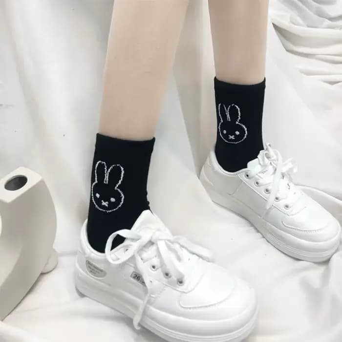 Kawaii Miffy coton cheville chaussettes minimaliste chérie dessin animé lapin pour les filles tricot doux et confortable usage quotidien Tendance K légère