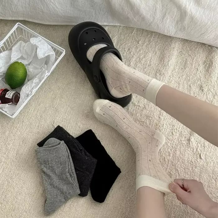Chaussettes mi-tube en maille fine pour femmes et filles