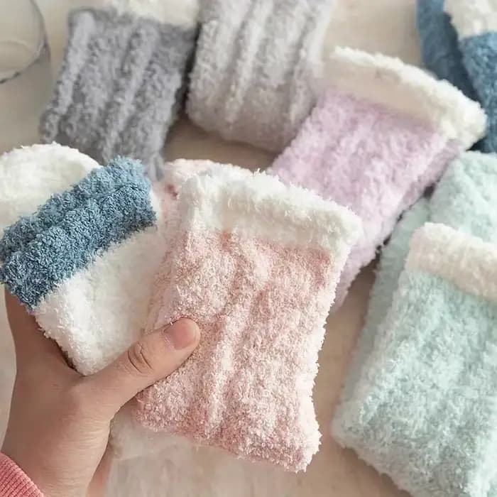 5 paires de chaussettes épaisses en molleton de corail pour femmes, manches moyennes, confortables et chaudes, chaussettes d'hiver, chaussettes de sol