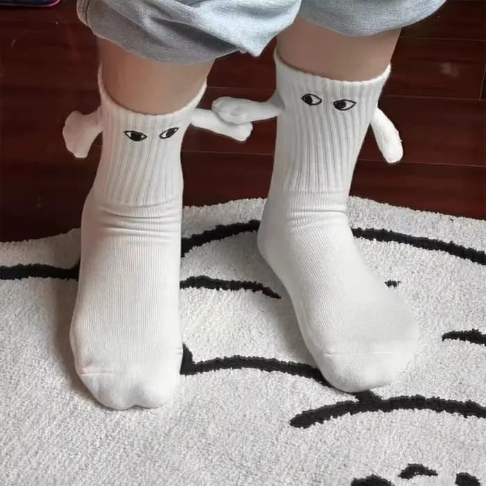 1 paire mode femme chaussettes drôle créatif Attraction magnétique mains noir blanc dessin animé yeux Couples chaussettes