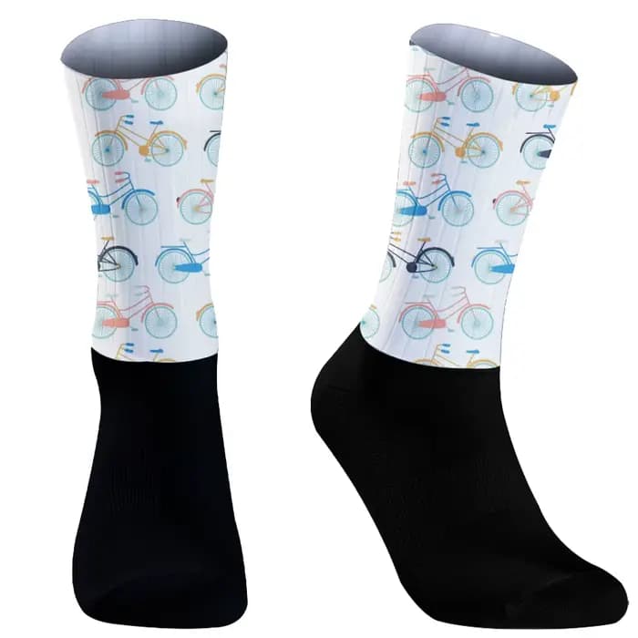 Chaussettes de cyclisme antidérapantes 2026 respirantes en silicone, chaussettes de sport aérodynamiques pour vélo, chaussettes d'été fraîches et confortables pour hommes et femmes