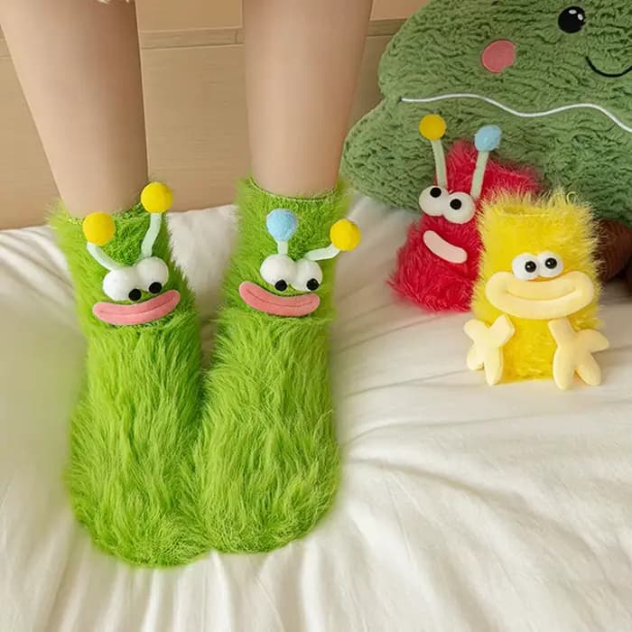 Chaussettes de sol amusantes pour filles, chaussettes de sommeil floues pour couple, chaussettes mignonnes, chaussettes de monstre, sourire, lieux chauds, cadeaux, automne, hiver, 1 paire