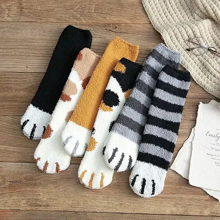 Chaussettes en velours de corail pour femmes et filles