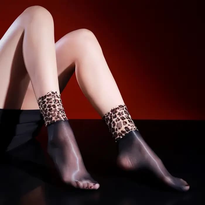 Chaussettes courtes transparentes chic à motif léopard