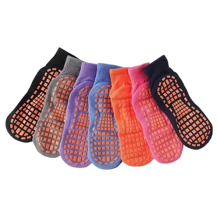 Chaussettes antidérapantes en coton pour enfants et adultes