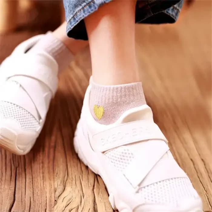 Chaussettes scintillantes brodées en forme de cœur pour femmes