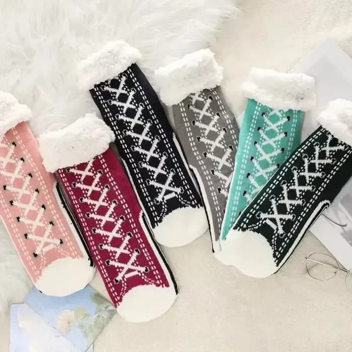 Chaussette moelleuse floue pour femmes