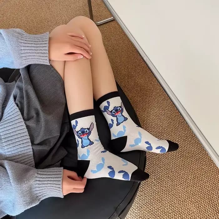 5 paires de chaussettes pour femmes, à la mode et tendance, mignonnes, motif de points de dessin animé, confortables et douces, décontractées pour l'extérieur