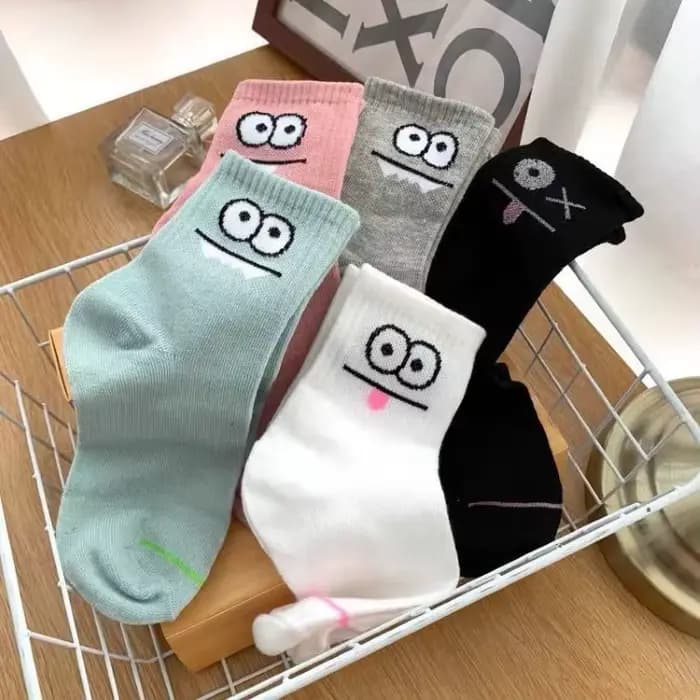 10 paires de chaussettes à motifs de dessin animé pour femmes