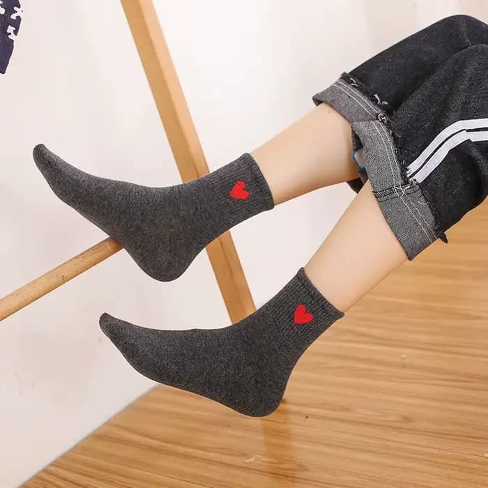 Chaussettes en coton imprimé coeur d'amour mignon pour femmes