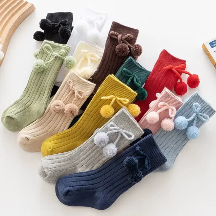 1 paire hiver Kawaii bébé bas coton princesse britannique genou haut Long nœud Pom Tube chaussettes pour filles chaussette tricotée pour 0-4 ans