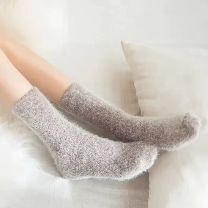 Couleur Pure chaussettes d'hiver chaudes Angora lapin cheveux femme épaississement laine chaussettes coton chaussettes lapin laine chaussettes hiver Calcetines