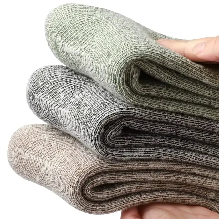 3 paires de chaussettes en laine mérinos Super épaisse pour femmes, chaussettes thermiques d'hiver douces et confortables, chaussettes de Sport de plein air doublées en polaire pour la neige froide