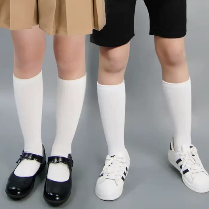 Chaussettes hautes d'environ 28 cm pour enfants