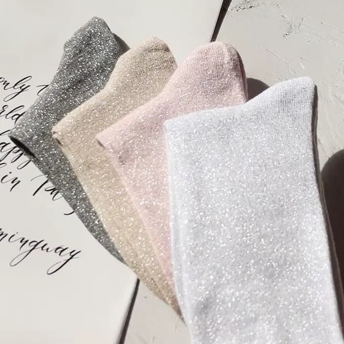 Chaussettes colorées à paillettes en filigrane pour femmes