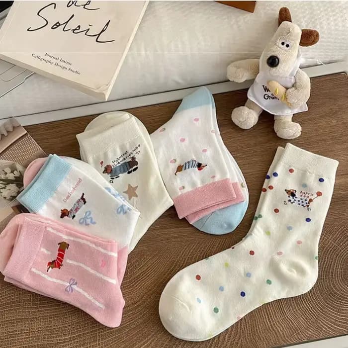 1/3/5 paires dessin animé teckel femmes mi-mollet chaussettes printemps été coton Kawaii mignon équipage chaussettes à la mode nouveauté chaussettes